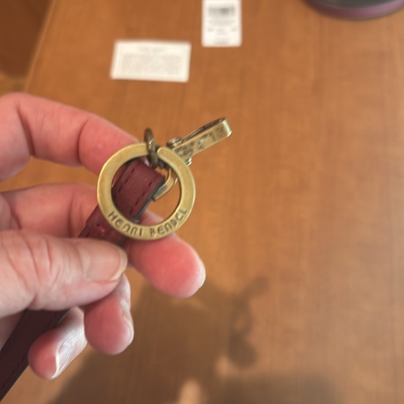 HENRI BENDEL Phone Wallet Crossbody EUC - Picture 10 of 14